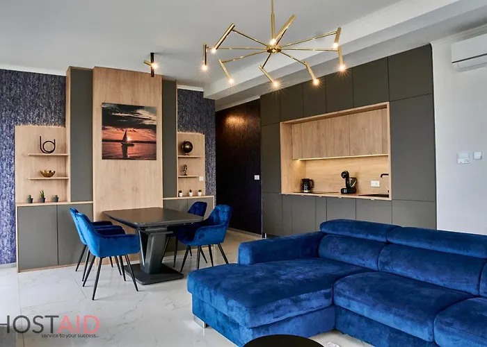 Ellby Apartman - Penthouse - Hostaid