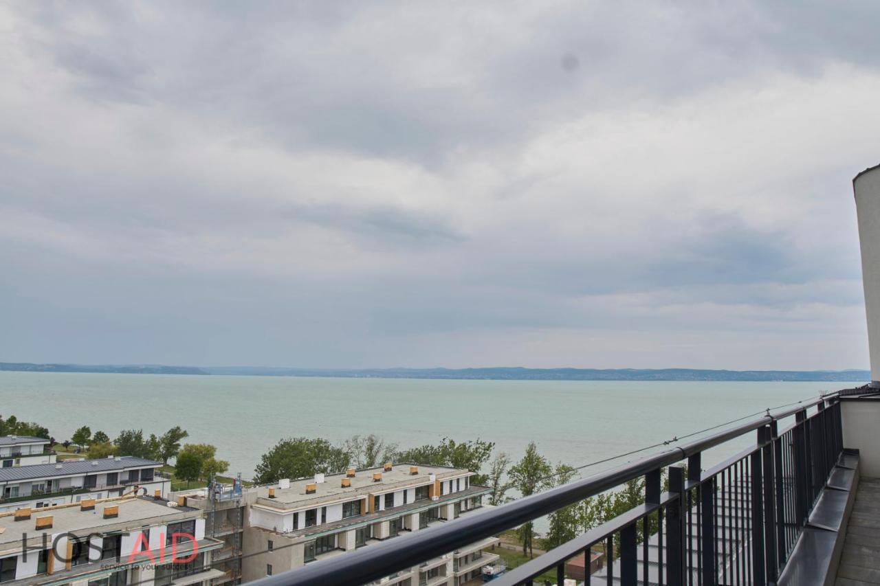 Ellby - Penthouse - Hostaid Apartment